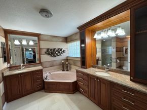 6693 Sun River Road, Boynton Beach FL 33437