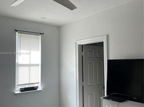 2432 SW 99th Way, Miramar FL 33025