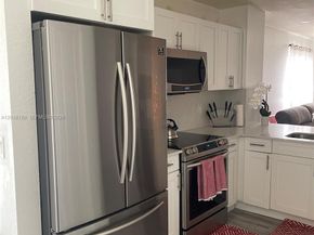 2432 SW 99th Way, Miramar FL 33025
