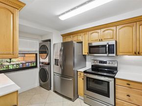 400 Commodore Drive 206, Plantation FL 33325