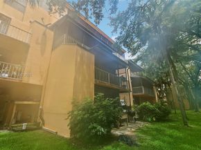 400 Commodore Drive 206, Plantation FL 33325