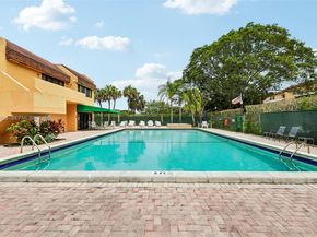 400 Commodore Drive 206, Plantation FL 33325