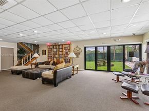 400 Commodore Drive 206, Plantation FL 33325