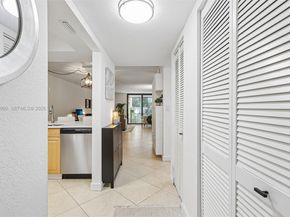 400 Commodore Drive 206, Plantation FL 33325