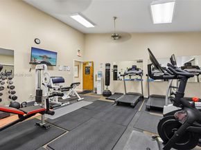 400 Commodore Drive 206, Plantation FL 33325