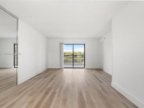 10130 Sunrise Lakes Boulevard 210, Sunrise FL 33322
