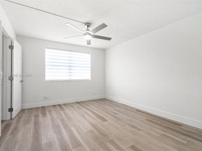 10130 Sunrise Lakes Boulevard 210, Sunrise FL 33322