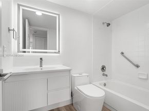 10130 Sunrise Lakes Boulevard 210, Sunrise FL 33322