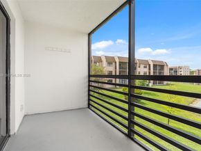10130 Sunrise Lakes Boulevard 210, Sunrise FL 33322