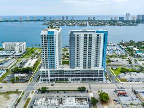 220 Lake Shore Drive 1813, Lake Park FL 33403