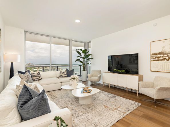 220 Lake Shore Drive 1813, Lake Park FL 33403