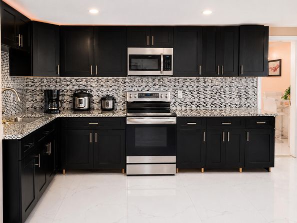 2000 Eagle Drive, West Palm Beach FL 33409