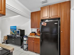 343 Bamboo Road 14, Palm Beach Shores FL 33404