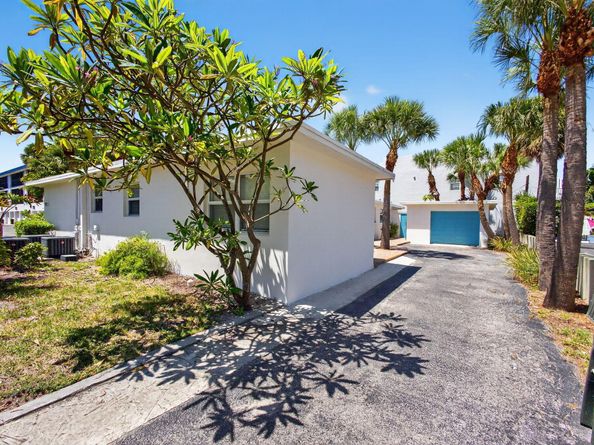 343 Bamboo Road 14, Palm Beach Shores FL 33404