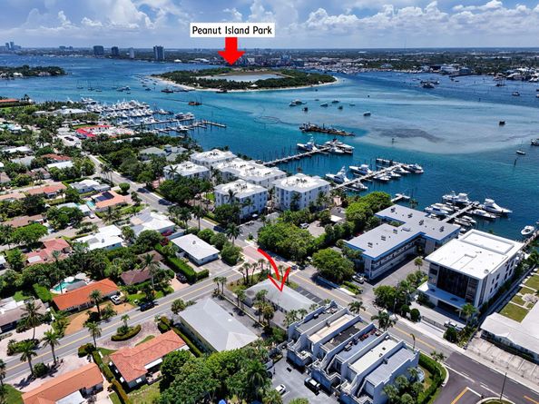 343 Bamboo Road 14, Palm Beach Shores FL 33404