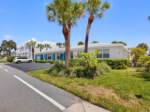 343 Bamboo Road 14, Palm Beach Shores FL 33404