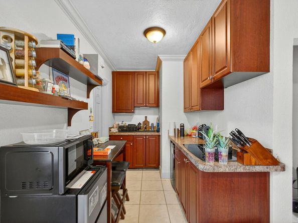 343 Bamboo Road 14, Palm Beach Shores FL 33404