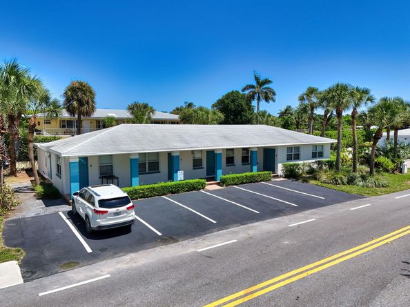 343 Bamboo Road 14, Palm Beach Shores FL 33404