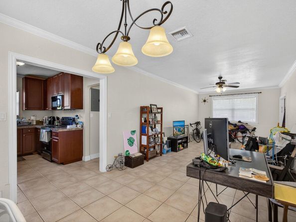 343 Bamboo Road 14, Palm Beach Shores FL 33404