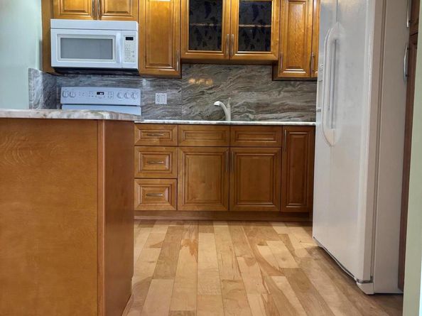 312 Wellington F, West Palm Beach FL 33417