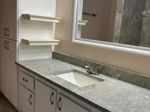 312 Wellington F, West Palm Beach FL 33417