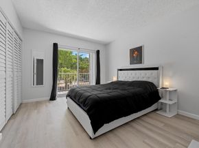 1407 NE 56th Street 210, Fort Lauderdale FL 33334