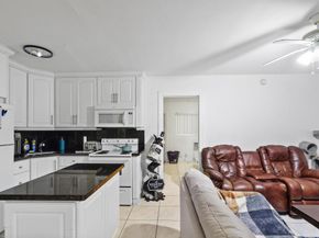 1801 NE 25th Avenue 13, Pompano Beach FL 33062