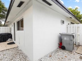 1801 NE 25th Avenue 13, Pompano Beach FL 33062