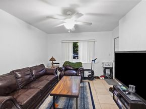 1801 NE 25th Avenue 13, Pompano Beach FL 33062