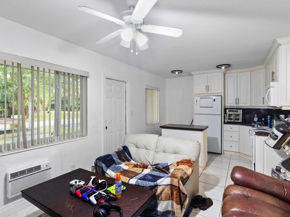 1801 NE 25th Avenue 13, Pompano Beach FL 33062