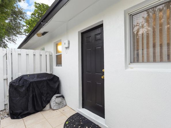 1801 NE 25th Avenue 13, Pompano Beach FL 33062