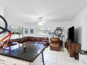 1801 NE 25th Avenue 13, Pompano Beach FL 33062
