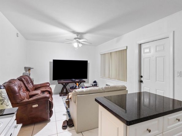 1801 NE 25th Avenue 13, Pompano Beach FL 33062