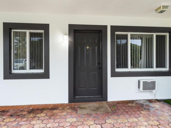 1801 NE 25th Avenue 13, Pompano Beach FL 33062