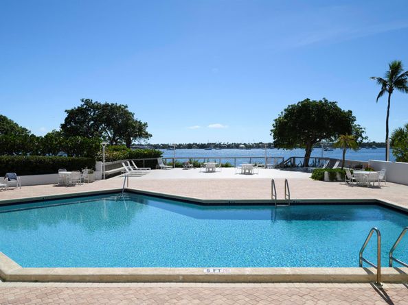 5600 N Flagler Drive 2507, West Palm Beach FL 33407