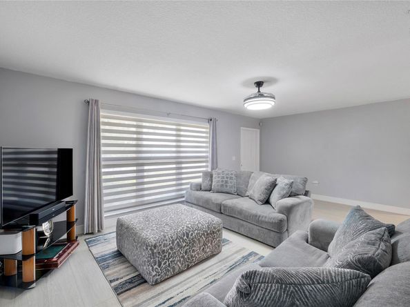 3811 NW 113th Ave, Sunrise FL 33323