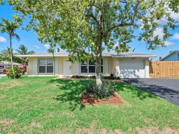 3811 NW 113th Ave, Sunrise FL 33323