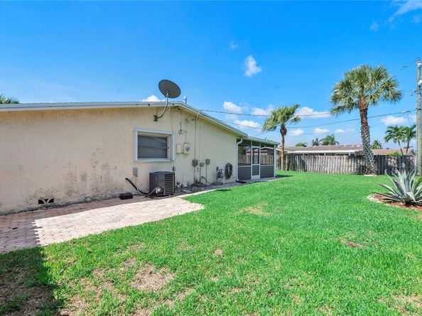 3811 NW 113th Ave, Sunrise FL 33323