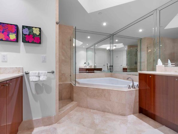 2700 N Ocean Drive 2504b, Singer Island FL 33404