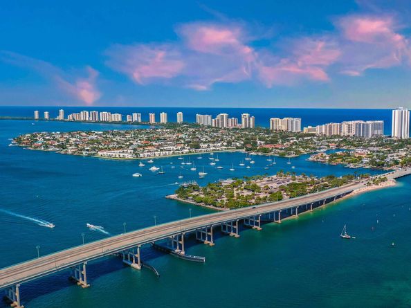 2700 N Ocean Drive 2504b, Singer Island FL 33404