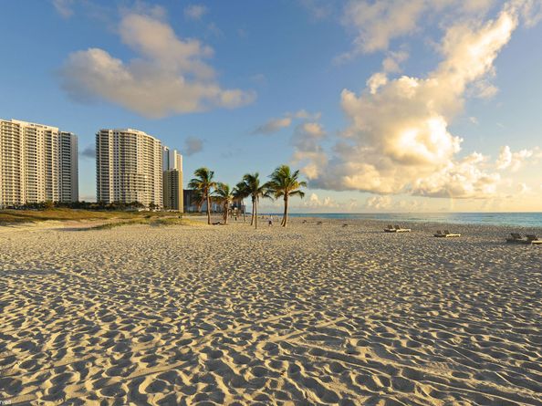 2700 N Ocean Drive 2504b, Singer Island FL 33404