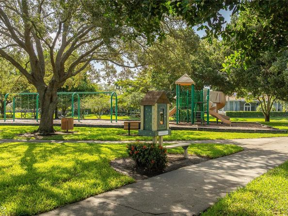 5815 NW 96th Dr, Parkland FL 33076