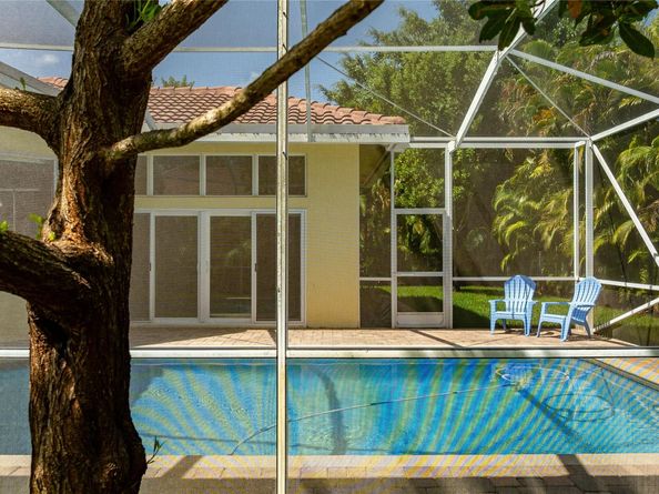 5815 NW 96th Dr, Parkland FL 33076