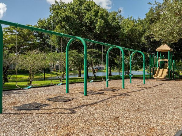 5815 NW 96th Dr, Parkland FL 33076
