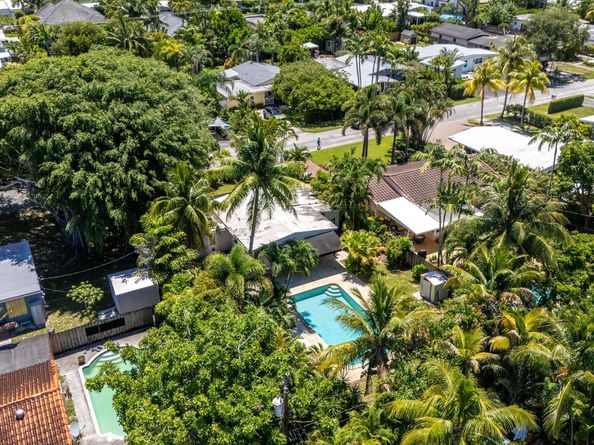 1637 N Victoria Park Road, Fort Lauderdale FL 33305