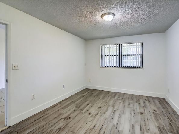 9953 Nob Hill Ct 9953, Sunrise FL 33351