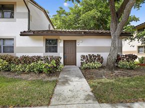 9953 Nob Hill Ct 9953, Sunrise FL 33351