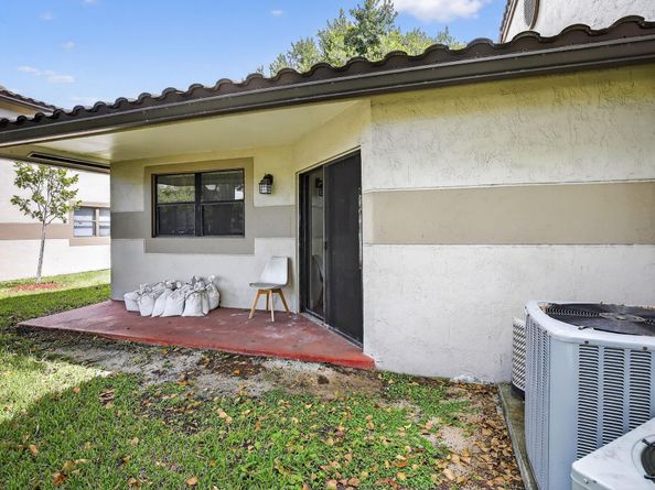 9953 Nob Hill Ct 9953, Sunrise FL 33351