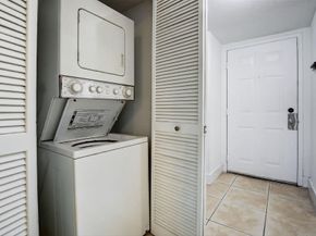 9953 Nob Hill Ct 9953, Sunrise FL 33351