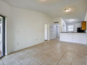 9953 Nob Hill Ct 9953, Sunrise FL 33351